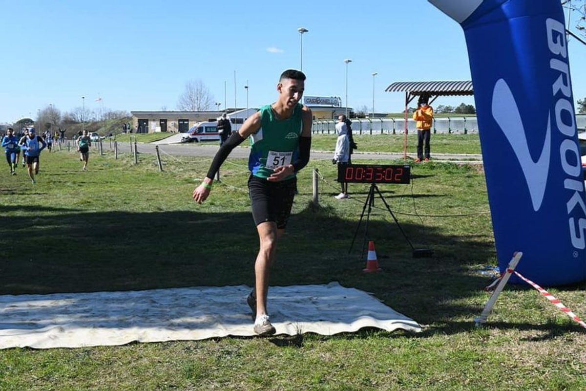 Abderrazzak Gasmi e Francine Nyomukunzi vincono a San Miniato la prima prova del cross regionale