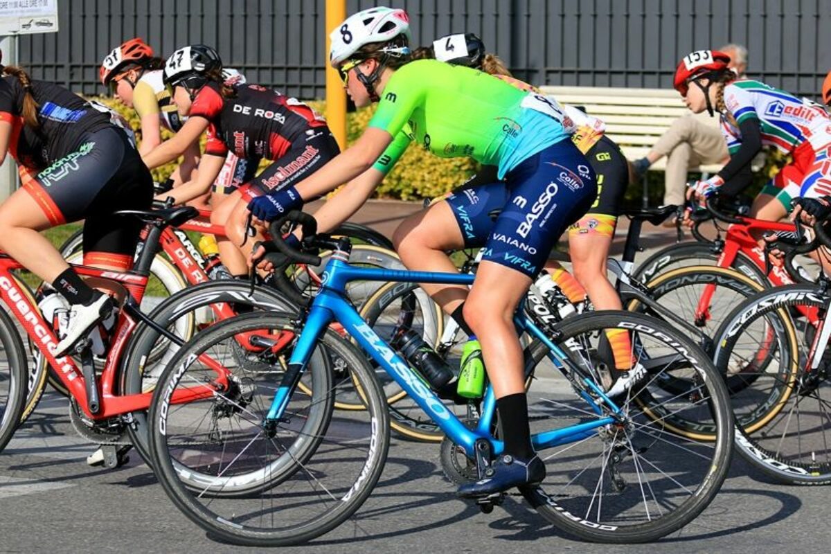 Giro delle Fiandre, l’Aromitalia Vaiano ai nastri di paratenza nella gara donne