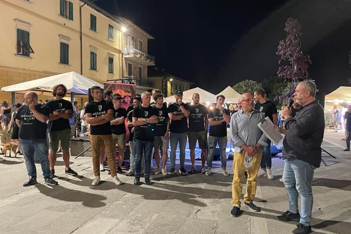 Pallamano:a Tavarnelle festeggiata in piazza con cena la promozione del Tavarnelle in A2 …e noi ??????