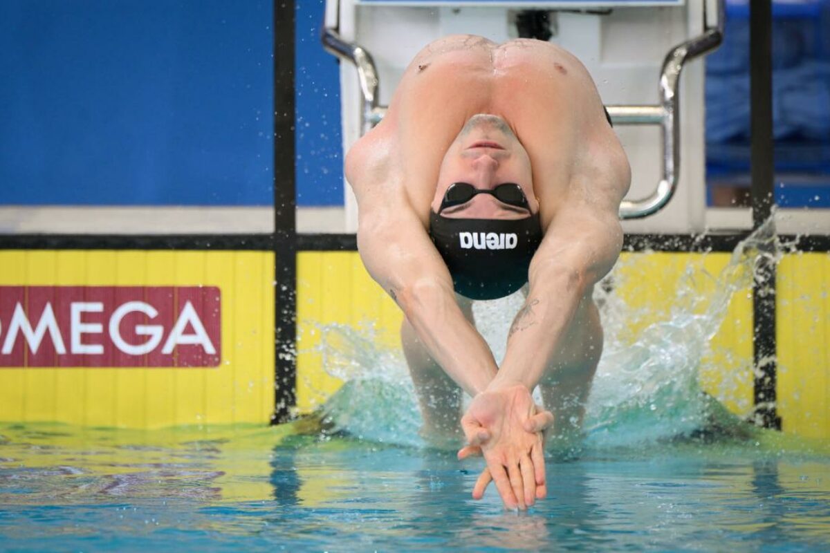 Nuoto: Ancora 2 medaglie al mondiale in Australia !! La Staffetta mista azzurra  è d’Argento !! Mora nei 100 Dorso è secondo !!