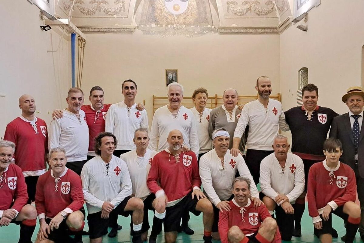 Calcio fiorentino d’epoca: rigiocata la partita per celebrare l’anniversario del 1° Stadio fiorentino in Via Bellini