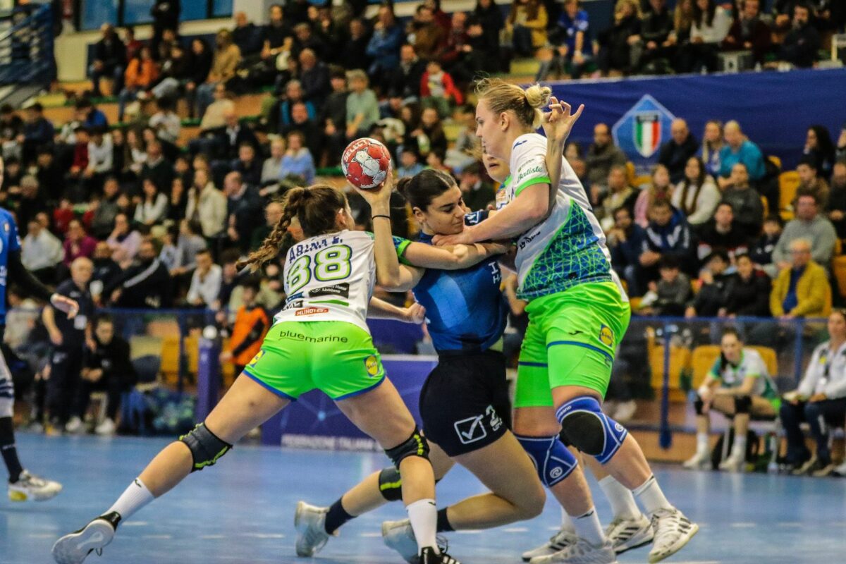 Pallamano: Qualificazioni Euro 2024/F la Slovenia ci batte a Chieti  31-25