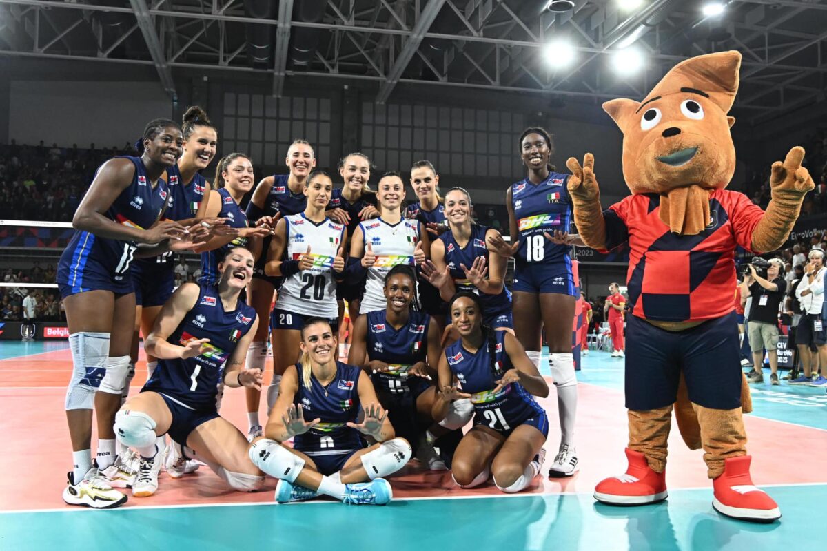 EUROVOLLEY- Azzurre sconfitte in semifinale.Italia-Turchia 2-3 (25-18, 23-25, 25-15, 22-25, 6-15)