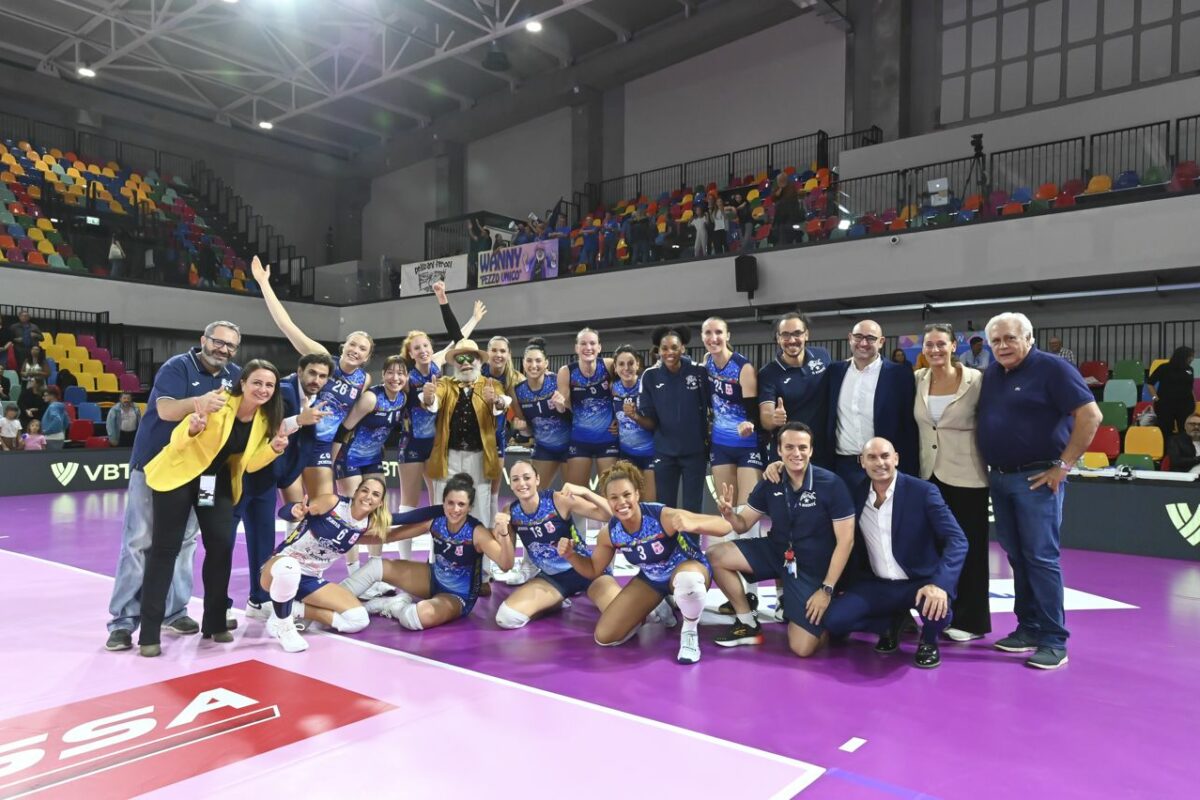 VOLLEY FEMMINILE SERIE A1-Il Bisonte Firenze-Volley Bergamo 1991  3-0 (25-23, 25-22, 25-22)