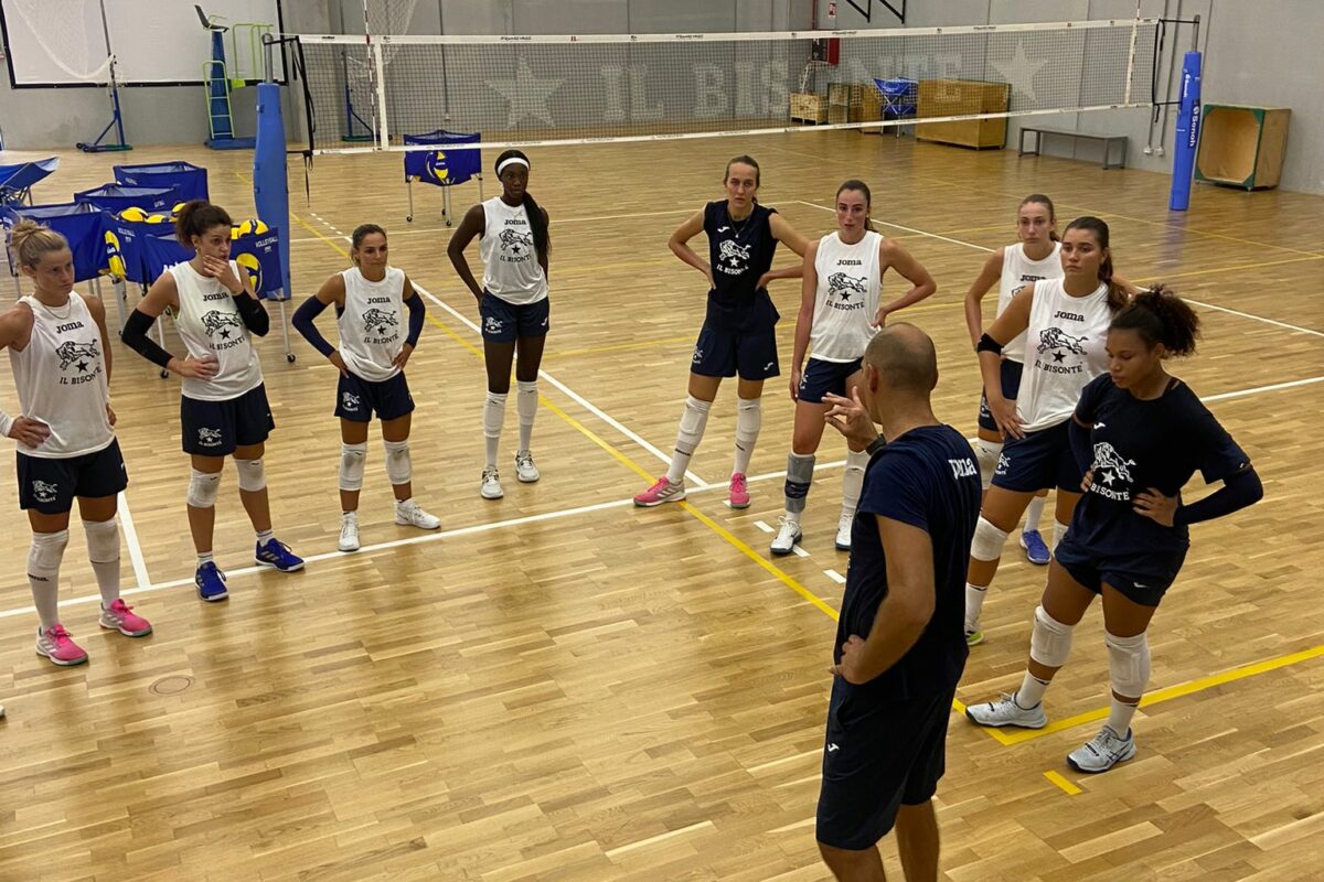 VOLLEY FEMMINILE- Chiusa la prima settimana di lavoro per Il Bisonte Firenze