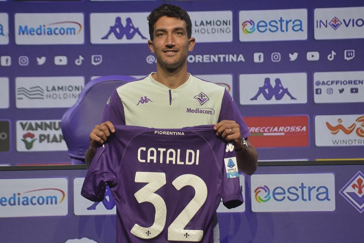 CALCIO Fiorentina,  la presentazione del neo acquisto viola Danilo Cataldi