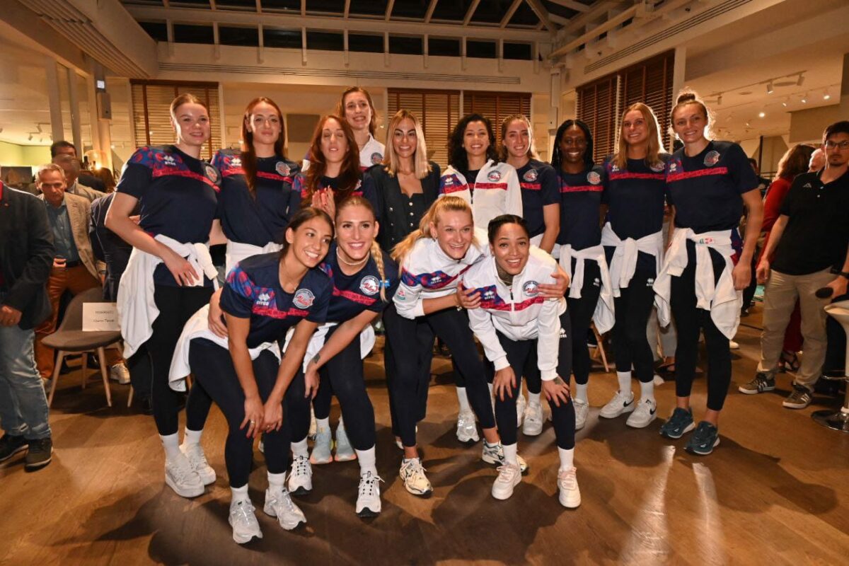 VOLLEY FEMMINILE- La Presentazione della Savino Del Bene Scandicci