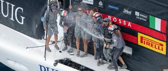 Vela: Anche il “super” Team femminile di Luna Rossa vince la Coppa America al …femminile