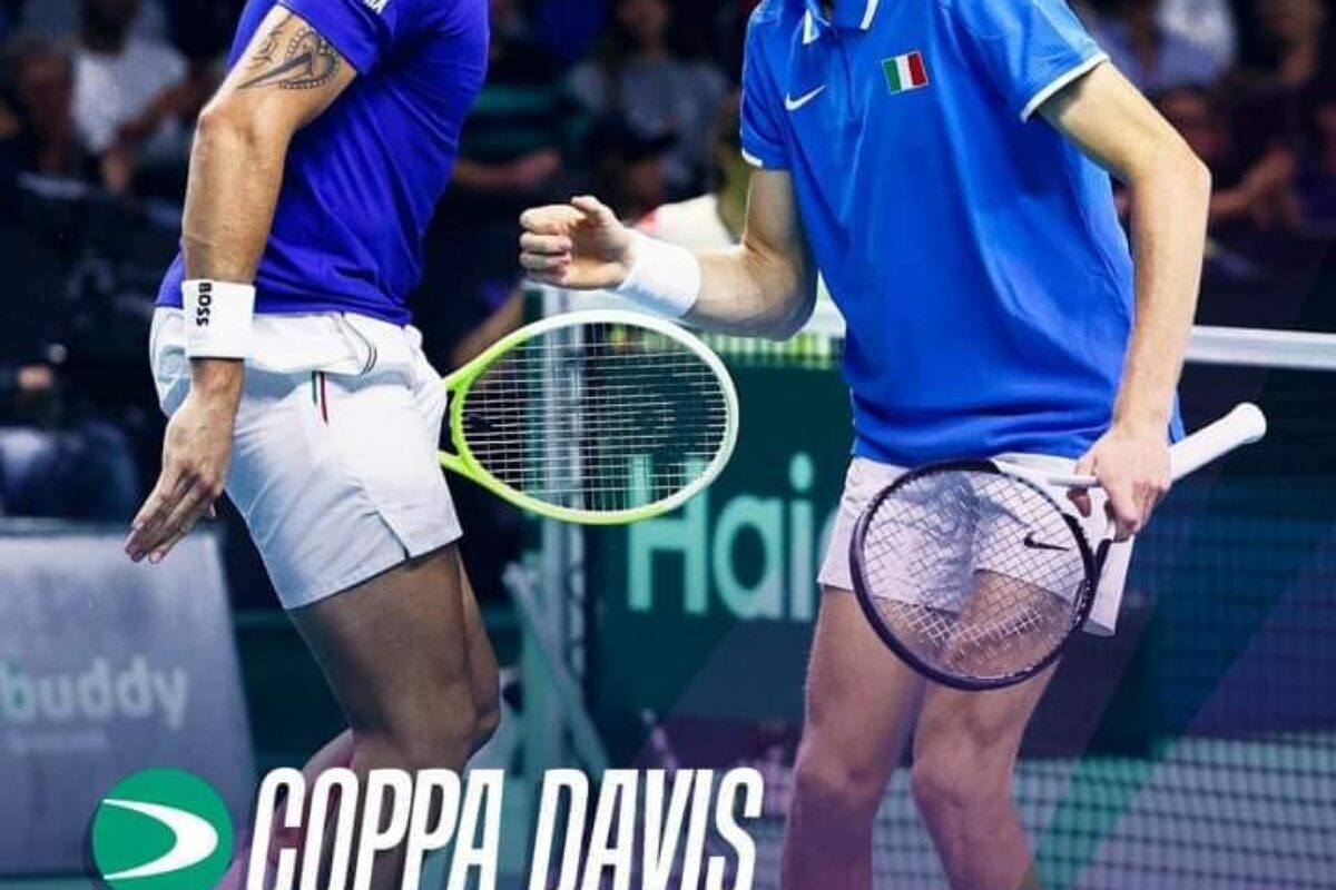 Tennis: “Le battute del Ballerini”: “LIVE” Oggi “prima un brutto…preoccupante…”esordio azzurro in Davis: dalle 17.30 Italia-Argentina 0-1 Cerundolo inondava Musetti: 4-6/ 1-6…ma poi .Sinner ci dava la parità..travolgendo Baez. 6-2/ 6-1.; e poi “il nuovo doppio a sorpresa” Sinner-Berrettini /Rodriguez-Molteni  6-4 break e set Italia 1-0; /2° Set 7-5  break e vittoria azzurra: Siamo in semifinale con l’Australia !!! Billie Jean King: Ieri abbiamo vinto la Finale: Italia-Slovacchia 2-0 VINCIAMO LA BILLIE JEAN KING!!!;  in semifinale avevamo estromesso la Polonia 2-1(!!!);