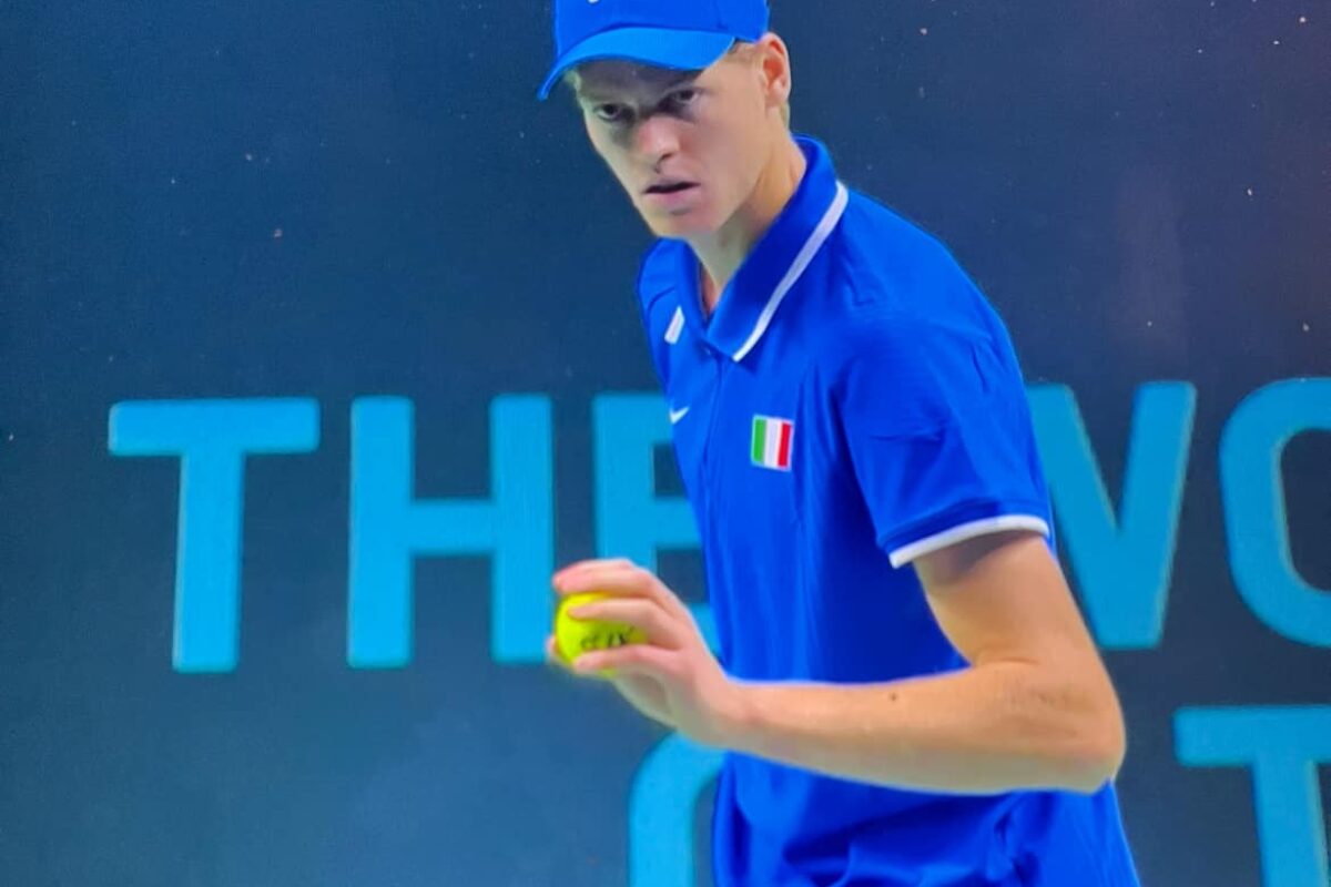 Tennis: “Le battute del Ballerini”: “LIVE” Oggi dalle 13 “ci mangiamo” gli australiani..!! Berrettini-Kokkinakis 6-7 (6-8) occasioni sprecate a iosa..!!/ 5-3 Break Matteo..6-3/ 7-5.. Grandeeee Matteo !! Sinner De Minaur 6-2 /6-4. e’ FINALE !!.