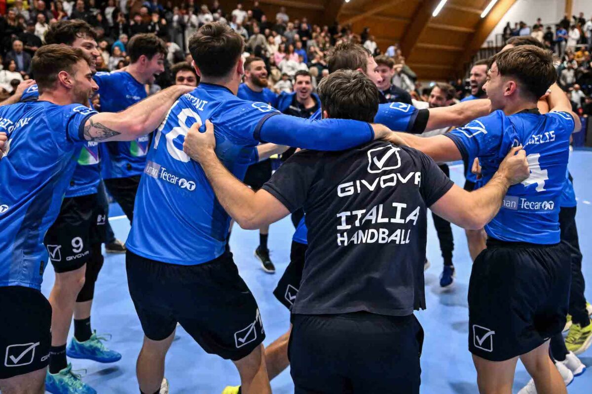 Pallamano: “A TUTTO HANDBALL” Dopo la beffa spagnola, facciamo il miracolo con la Serbia vittoria azzurra 31-30; grande week end per il settore giovanile del Tavarnelle: 3 vittorie per festeggiare il 39°compleanno !!