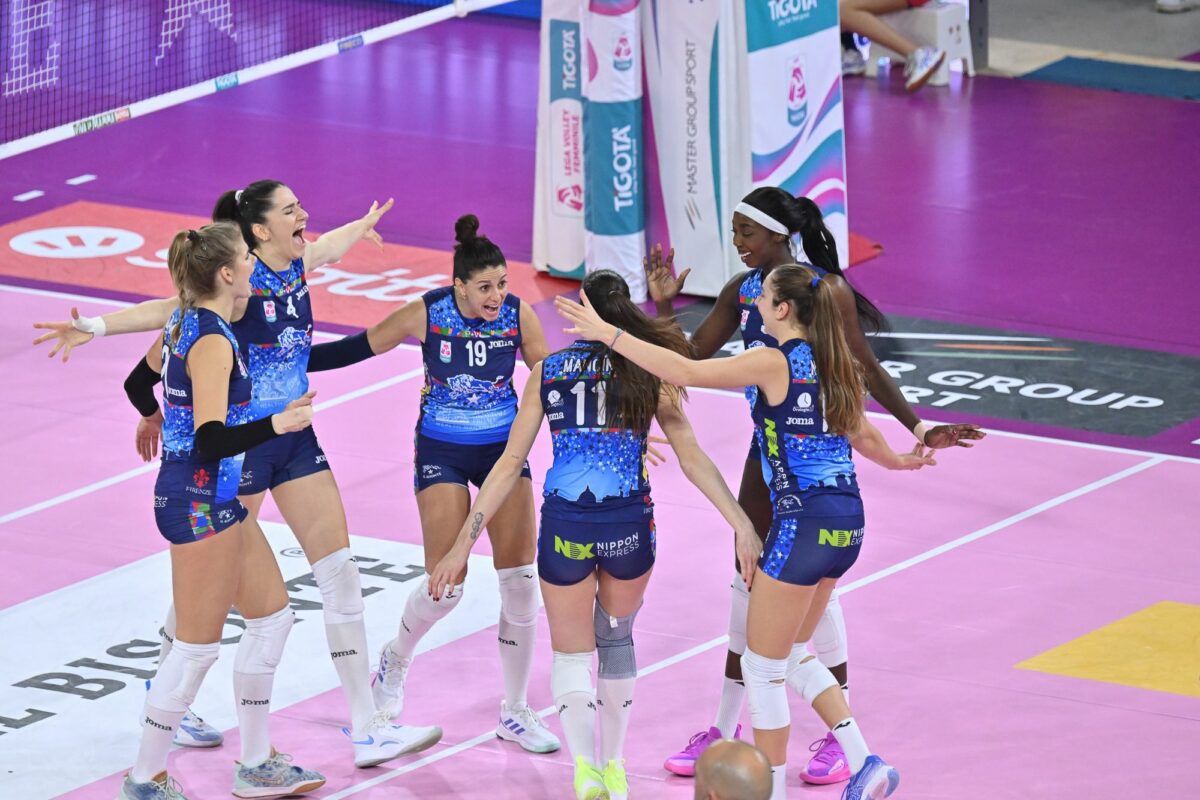 VOLLEY FEMMINILE SERIE A1- Il Bisonte vince a Bergamo e rimane in A1