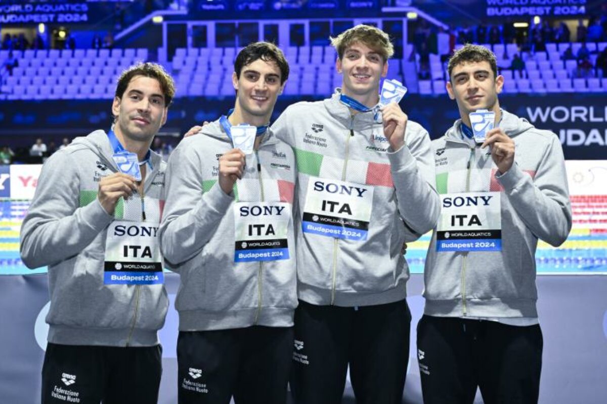 NUOTO MONDIALI VASCA CORTA Budapest, argento per la 4×100 Stile e Razzetti.