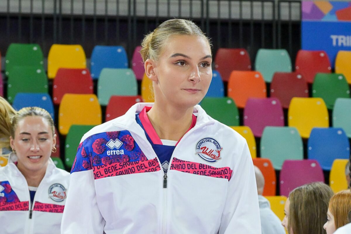 VOLLEY FEMMINILE- Indy Baijens saluta la Savino Del Bene Scandicci