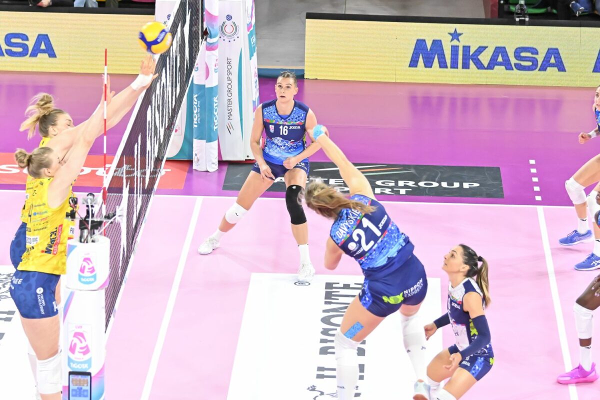 VOLLEY FEMMINILE SERIE A1- Il Bisonte va a Bergamo, ultima chance.