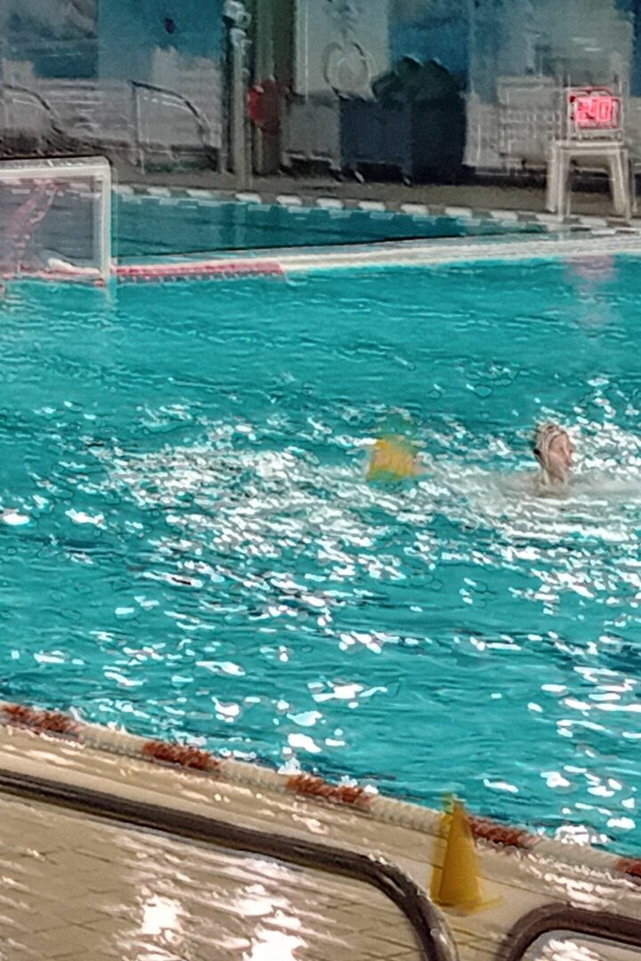 PALLANUOTO FEMMINILE SERIE B- Buona la prima per le Rarigirls.