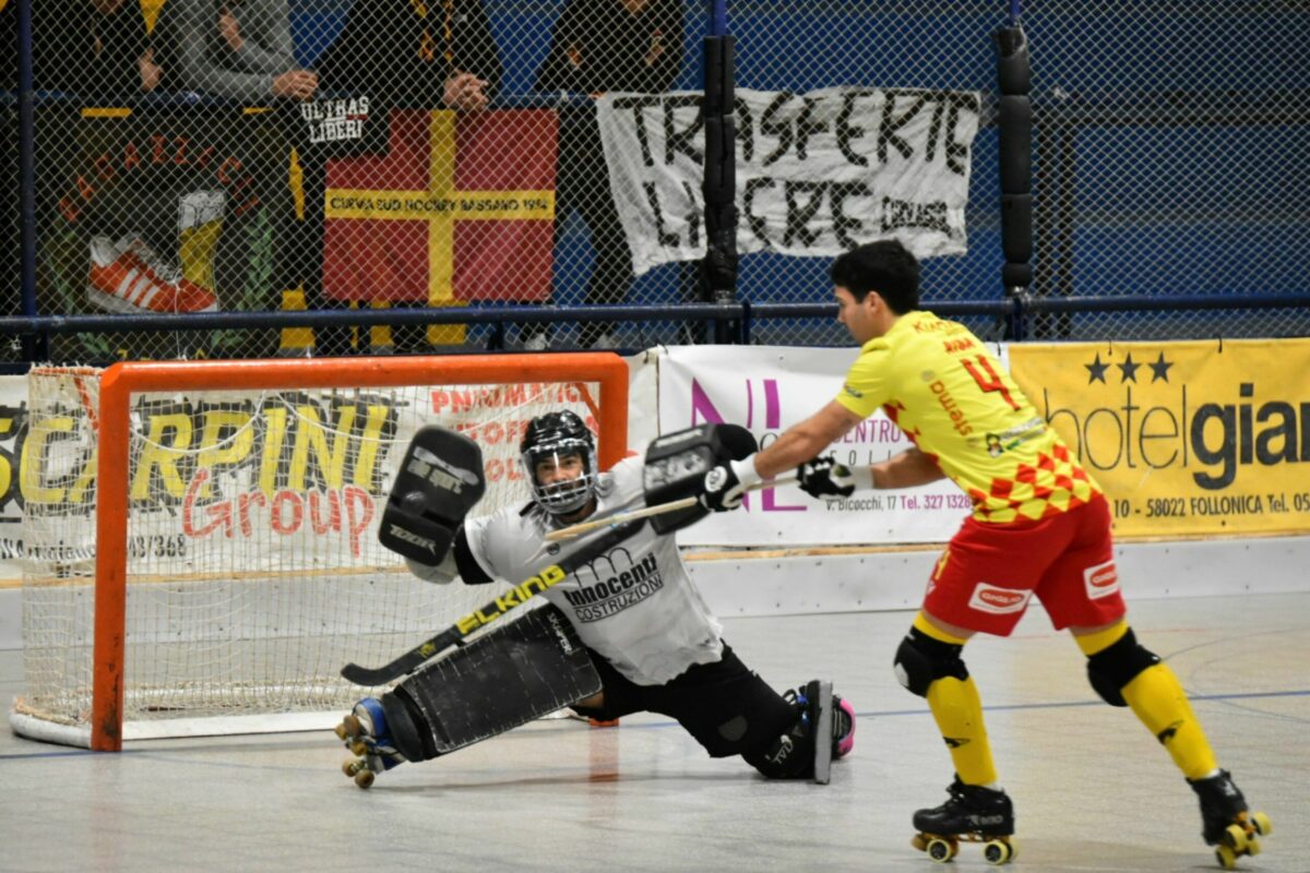 Hockey a Rotelle: le news del week-end; il derbylo vince Forte dei Marmi (4-2) sul Viareggio; pareggia il Follonica, perde il Grosseto